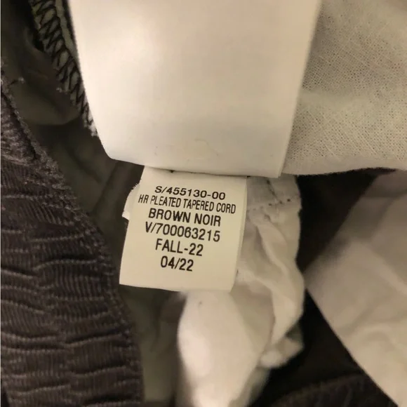 2/$20🍁Gap | High rise pleated taper corduroy pants (6) - Picture 11 of 11